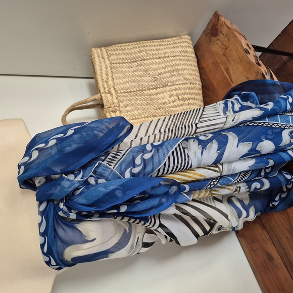 Blue and White Patterned Scarf - Picture 5 of 11